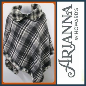 🍁🍁cozy and cute Arianna By Howard's poncho. 🍁🍁
